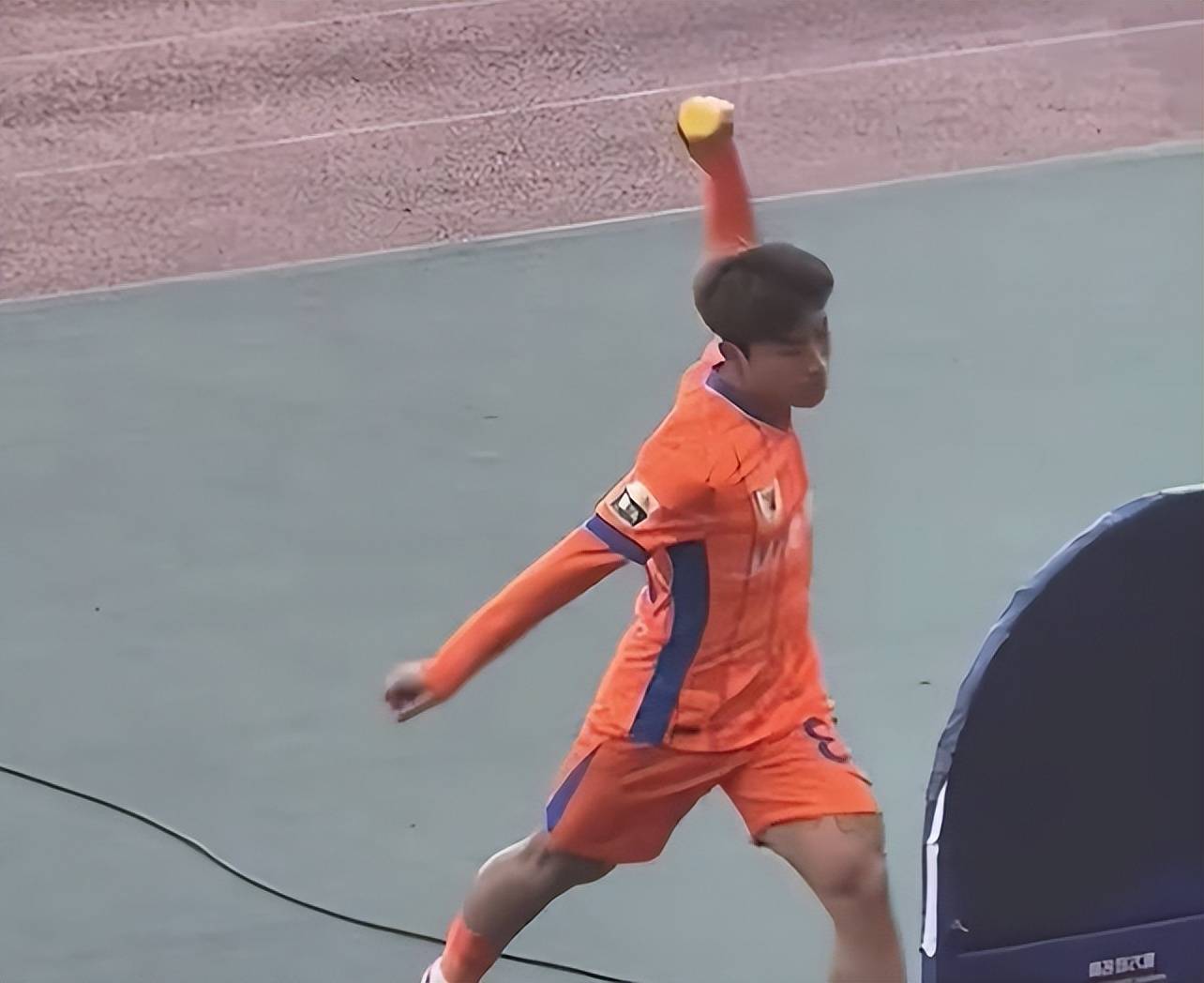 乐动官方网站 - 欧冠萨拉赫失必进球本泽马中框 利物浦00皇马出局 